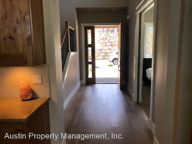 Foto del edificio - 3 br, 3.5 bath House - 61333 Kindle Rock Loop