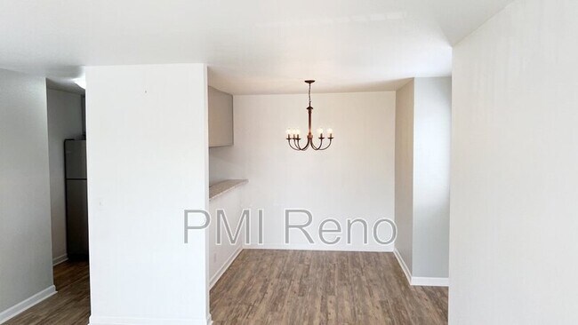 Building Photo - 2700 Plumas St