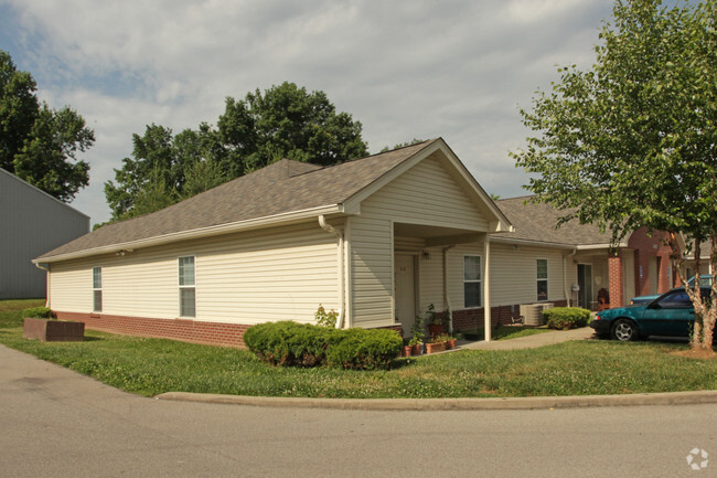 Building Photo - Willow Trace