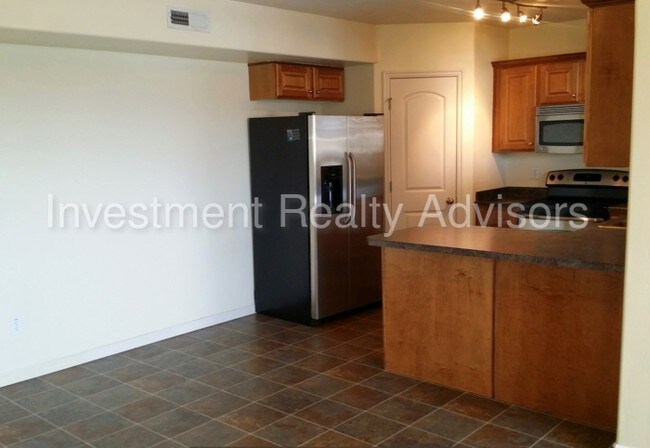 Building Photo - 6973 S Village River Ln