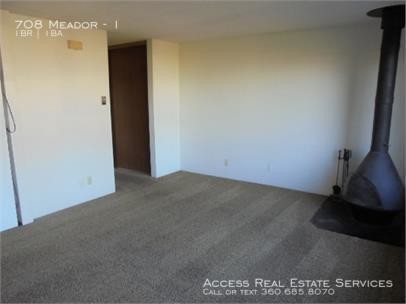 Building Photo - 708 Meador Ave