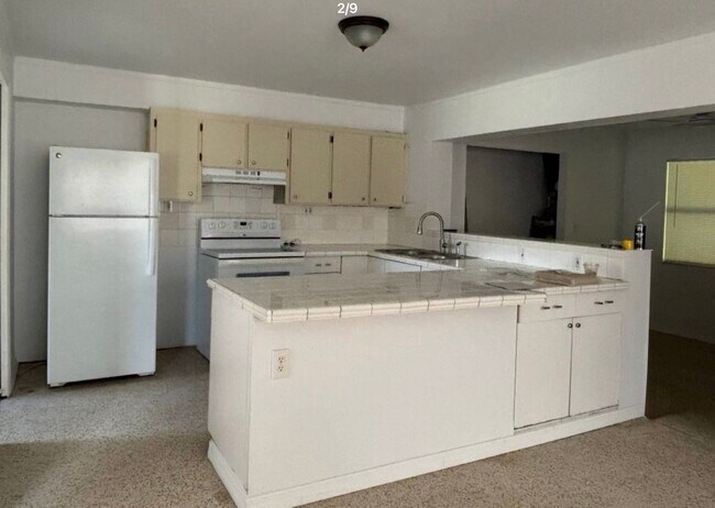 Foto del edificio - 4048 Edgewood Ave
