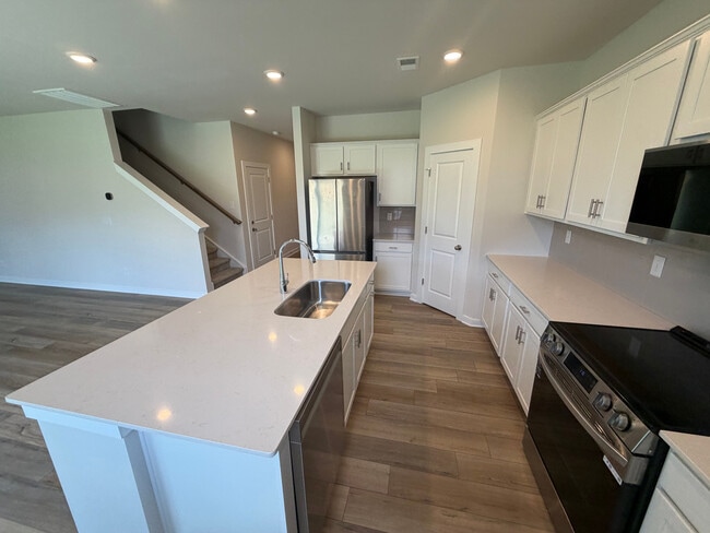 Building Photo - Room in Single Family Home on Switchgrass Ct