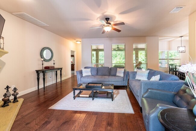Foto del edificio - 939 Windham Dr