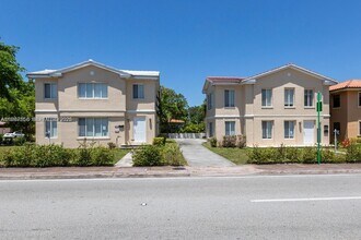 Building Photo - 2882 S Le Jeune Rd