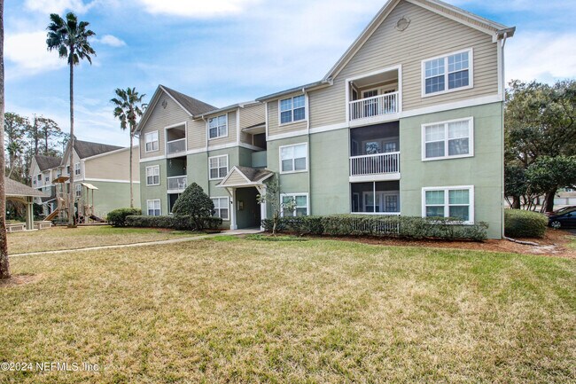 Foto del edificio - 7701 Timberlin Park Blvd