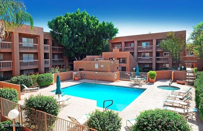 Building Photo - 7494 E Earll Dr