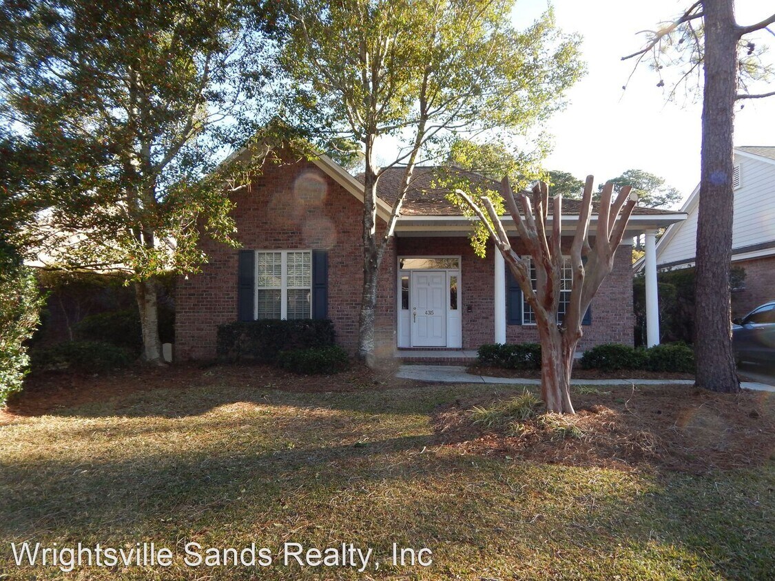 4 br, 3 bath House 4315 Stratton Village... House Rental in