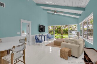 Building Photo - 320 S Ocean Blvd
