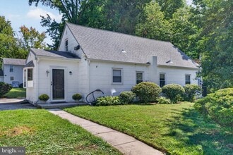 Building Photo - 311 Columbia Blvd