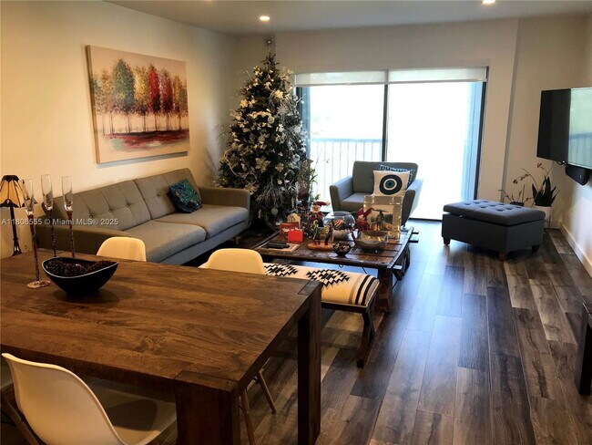 Foto del edificio - 5911 NE 14th Ln