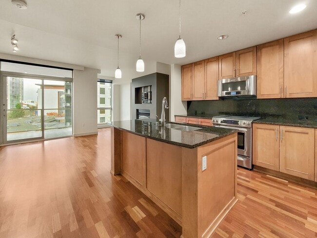 Photo - Open view from 8th Floor at Washington Square, heart of Bellevue downtown House