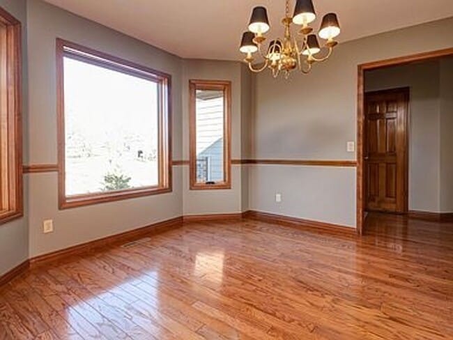 Building Photo - Executive 4 Bedroom 4 Bath 3+ Car Garage -...