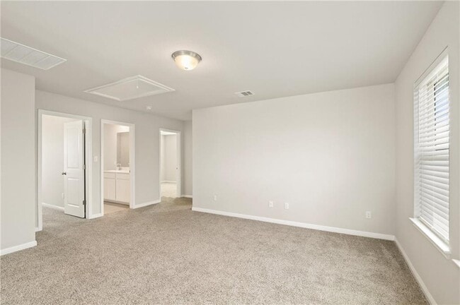 Building Photo - 136 Tucana St