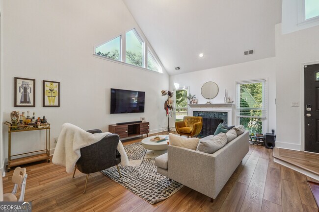 Foto del edificio - 2840 Ivey Oaks Ln