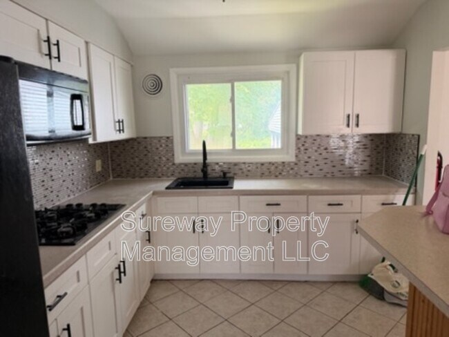 Building Photo - 991 Sherbrook Cir