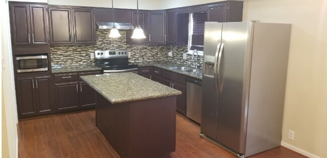 Foto del edificio - 4710 Cashel Cir