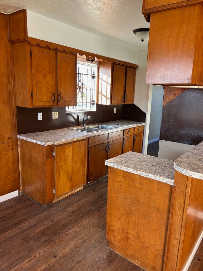 Foto del edificio - 3503 Prudence Dr