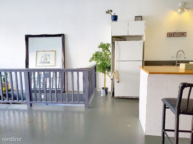 Foto principal - 2 br, 1 bath Apartment - 1637 Cabrillo Ave