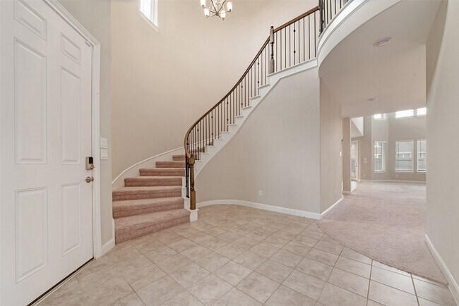 Foto del edificio - 1984 Highland Meadows Dr