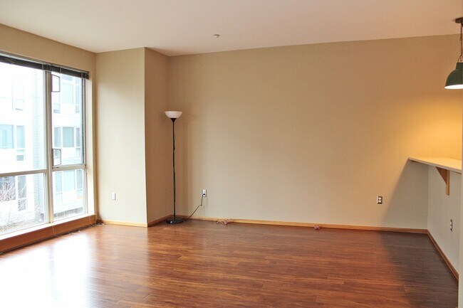 Foto del edificio - Pearl Perfection! 1+ Bed Modern Loft w/Res...