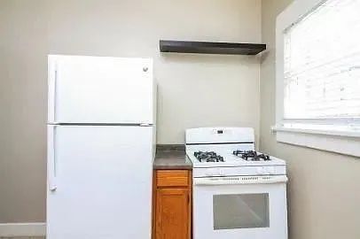 Foto del edificio - 305 E Ponce de Leon Ave