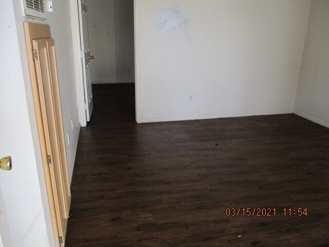 Building Photo - 2128 Petersham Ct