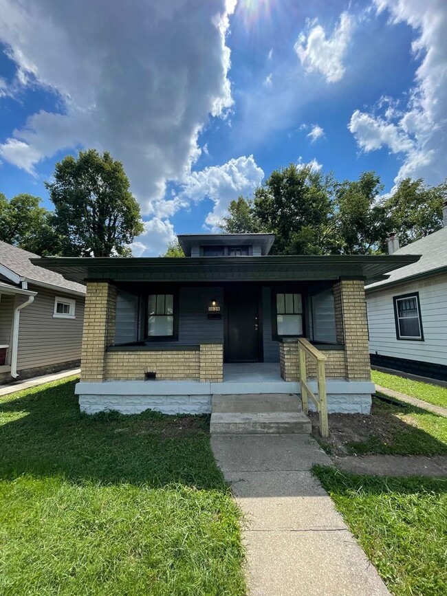 Building Photo - 1039 36th St