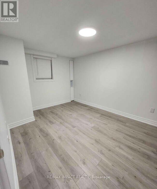 Photo du bâtiment - 127 Gillett Dr