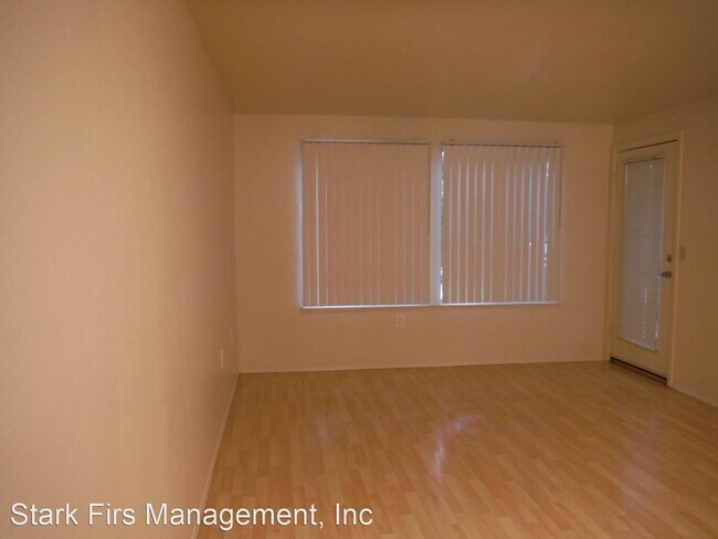 Foto del edificio - 312-318 SE 160th Ave