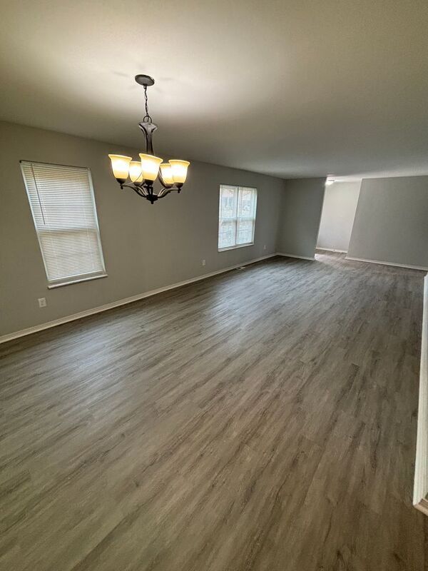 Foto del edificio - 1866 Lakeheights Ln