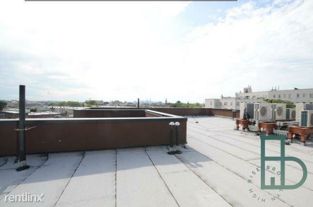 Foto del edificio - 6083 Myrtle Ave