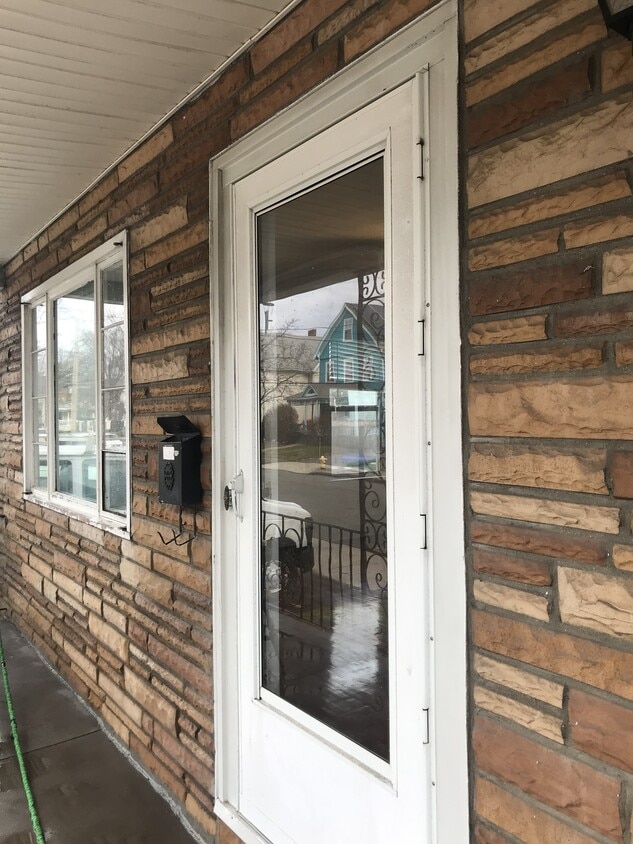 9 Pembroke St, Medford, MA 02155 House Rental in Medford, MA