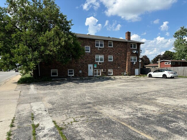 Foto del edificio - 4545 Prescott Ave