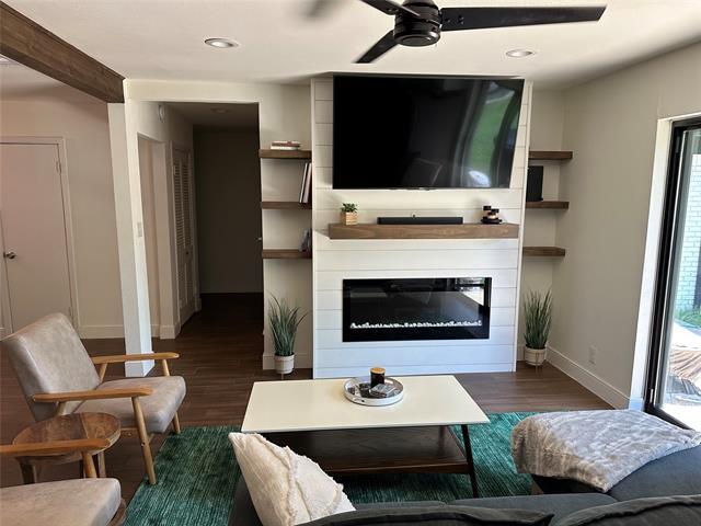 Foto del edificio - 6949 Valhalla Rd