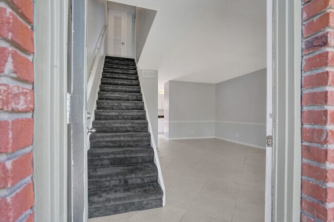 Foto del edificio - 12 NE 20th Ct