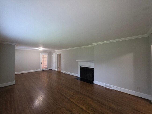 Foto del edificio - 4134 Sheridan Dr