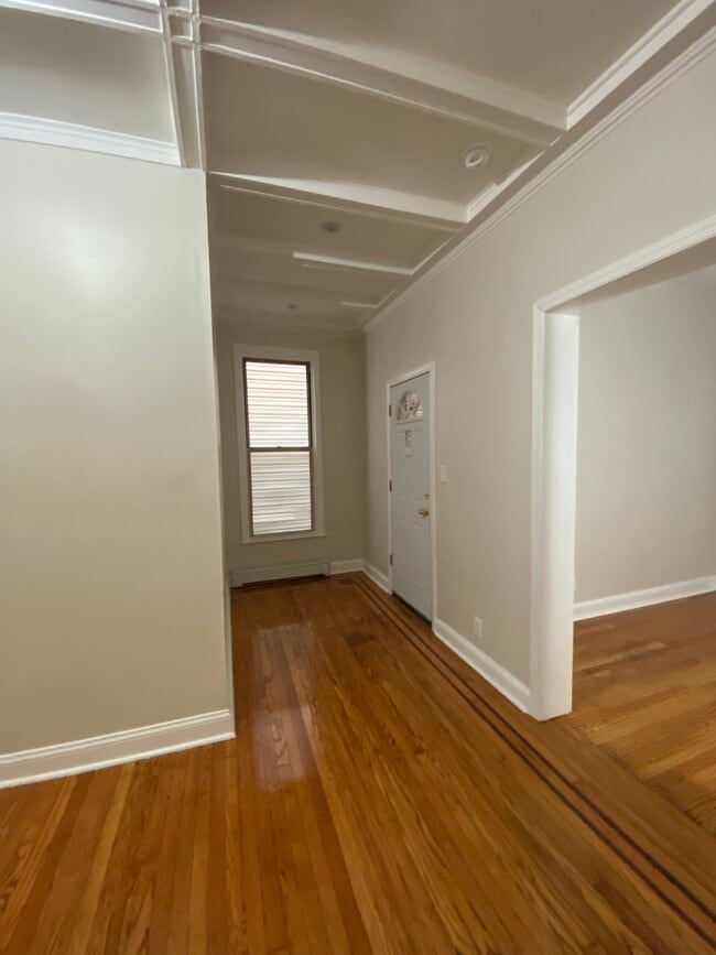 Building Photo - 7418 88th Ave