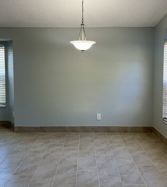 Foto del edificio - 2386 Harbor Town Dr