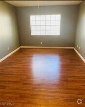 Building Photo - 10173 Quaint Tree St