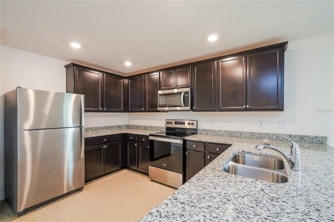 Building Photo - 1685 Hideaway Flat St