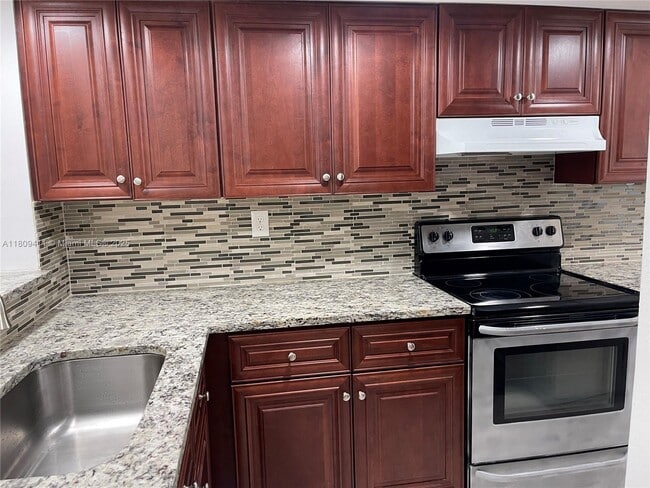 Foto del edificio - 2961 SW 87th Ave