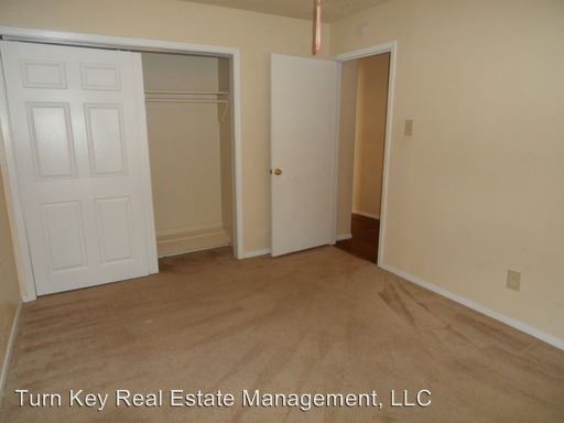 Building Photo - 2929-2931 Las Vegas Trail