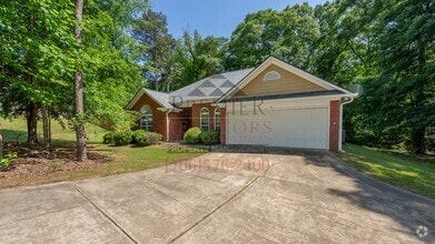 Building Photo - 48 Redwood Dr