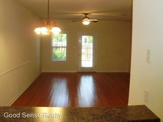 Building Photo - 2 br, 2.5 bath House - 338 Bay Street