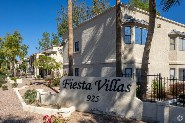 Building Photo - Fiesta Villas