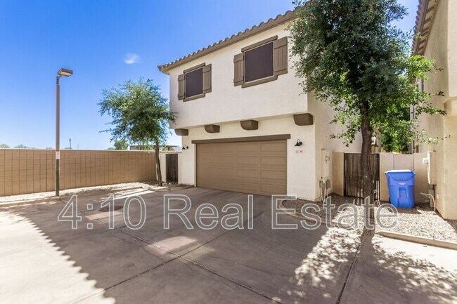 Building Photo - 97 E. Palomino Dr.