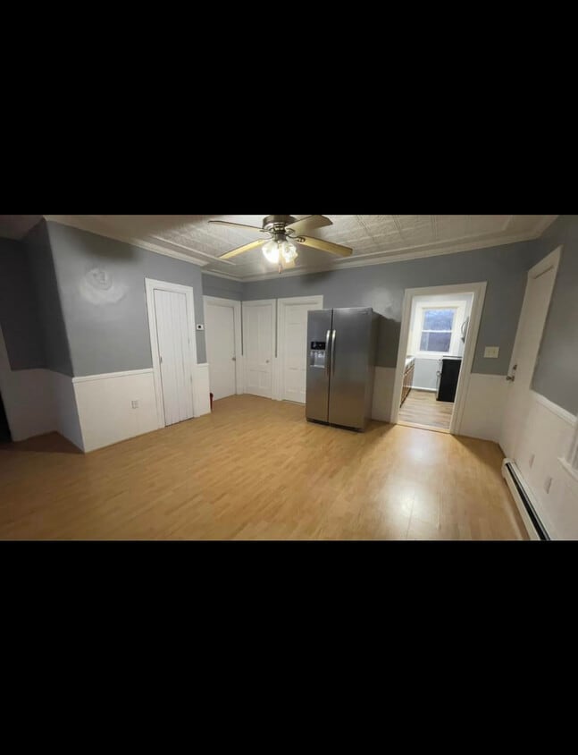 Dinningroom - 177 Railroad St