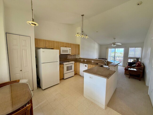 Foto del edificio - $3,000 / 2 bedroom, 2 bath Kona Sea Ridge Condo