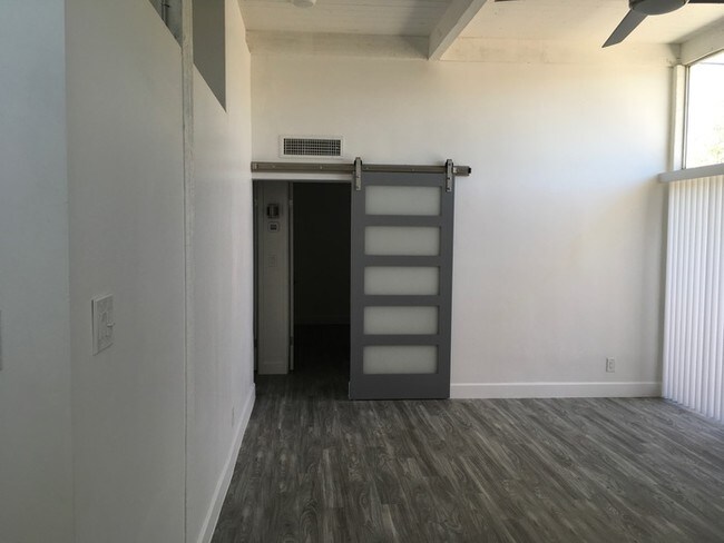 Foto del edificio - 10440 N 11th Ave